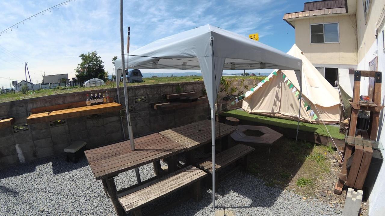 P-Dash Garden Backpackers Higashikawa Buitenkant foto