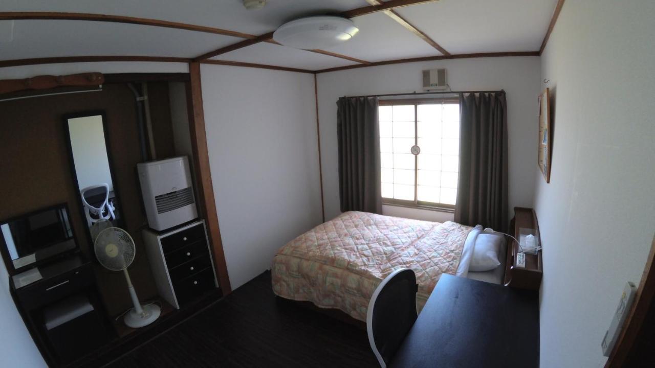 P-Dash Garden Backpackers Higashikawa Buitenkant foto