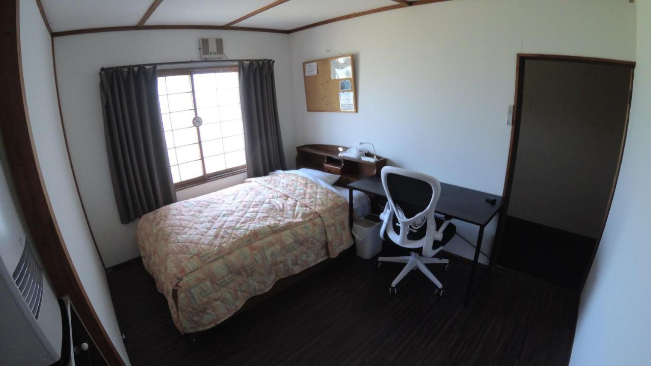 P-Dash Garden Backpackers Higashikawa Buitenkant foto