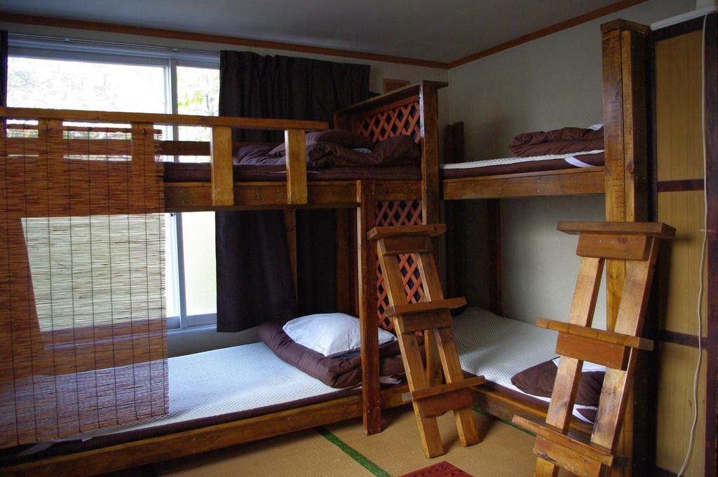 P-Dash Garden Backpackers Higashikawa Kamer foto