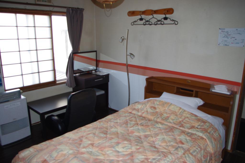 P-Dash Garden Backpackers Higashikawa Kamer foto